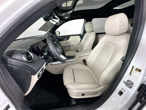 Used 2026 Mercedes-Benz GLB 250 4MATIC image 20