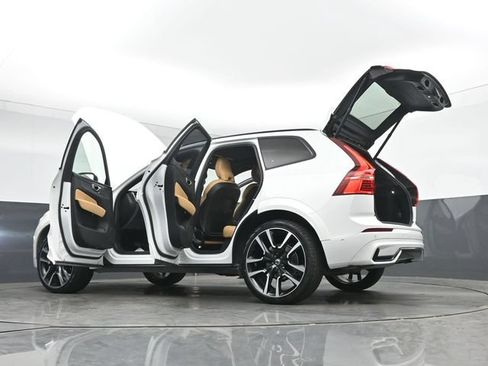 Used 2024 Volvo XC60 B5 Ultimate AWD/4WD image 67