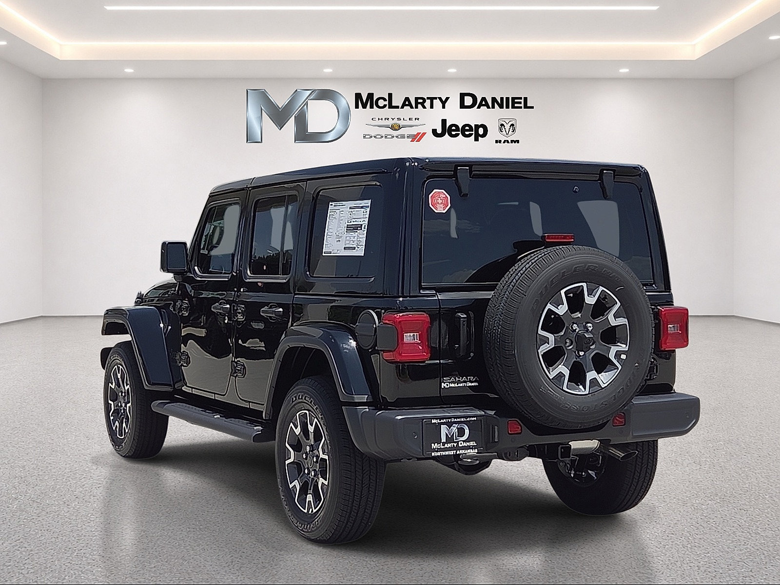 New 2026 Jeep Wrangler Unlimited Sahara w/ Safety Group AWD/4WD image 4
