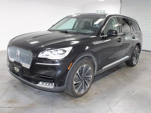 Used 2020 Lincoln Aviator Reserve w/ Equipment Group 202A AWD/4WD image 4