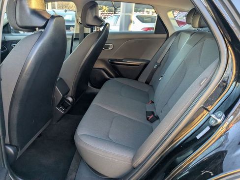 Used 2025 Kia K4 LXS image 24