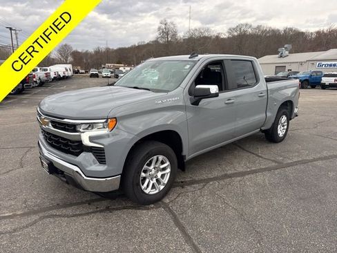 Used 2024 Chevrolet Silverado 1500 LT AWD/4WD image 5