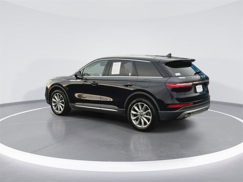 Used 2022 Lincoln Corsair AWD w/ Premium Package image 6