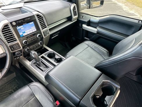 Used 2016 Ford F150 Lariat w/ Equipment Group 502A Luxury image 23