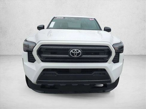 Used 2024 Toyota Tacoma SR image 2