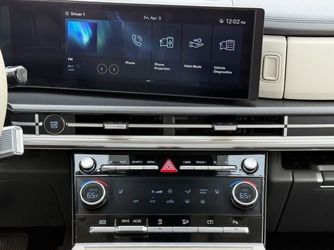 Used 2025 Hyundai Santa Fe SEL FWD image 25