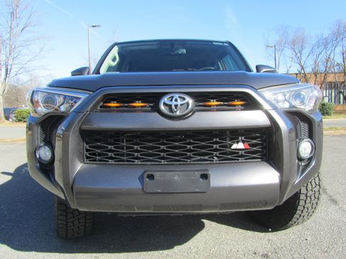Used 2015 Toyota 4Runner SR5 Premium image 4