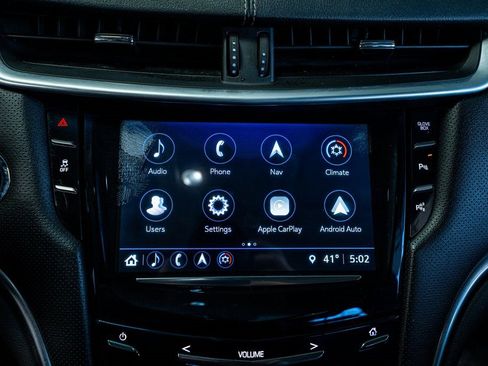 Used 2018 Cadillac XTS Luxury image 45