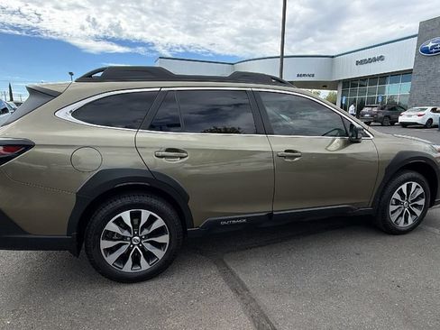Used 2023 Subaru Outback Limited AWD/4WD image 3