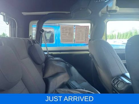 Used 2023 Jeep Wrangler Rubicon w/ Cold Weather Group AWD/4WD image 13