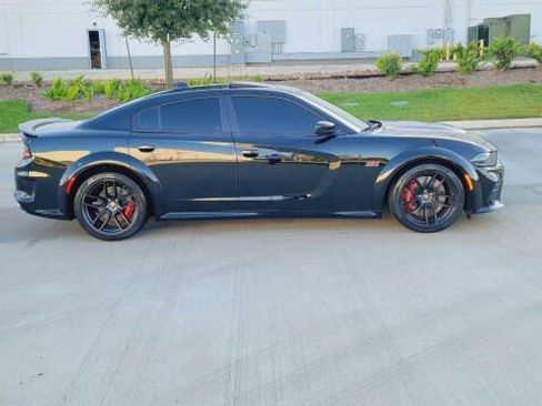 Used 2022 Dodge Charger Scat Pack RWD image 12