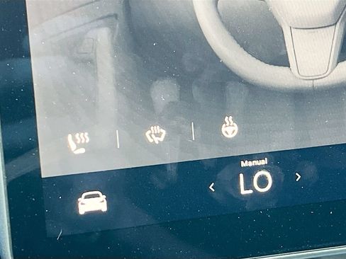Used 2025 Tesla Model Y Long Range RWD image 20