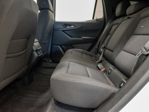 Used 2025 Chevrolet Equinox LT FWD image 24