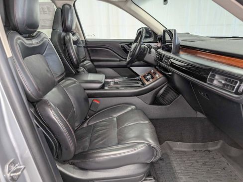 Used 2020 Lincoln Aviator Reserve w/ Equipment Group 201A image 40