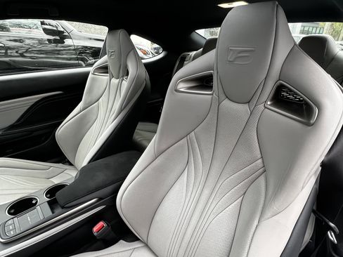 Used 2015 Lexus RC F image 18