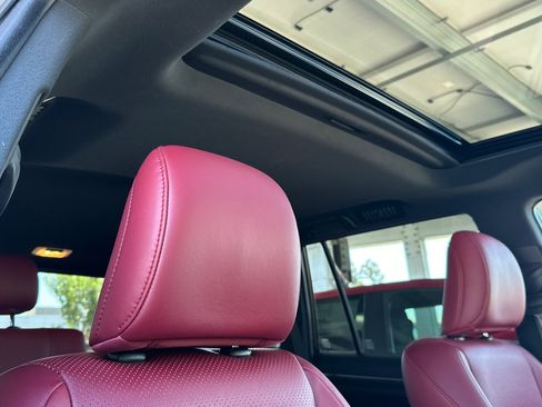 Certified 2023 Lexus GX 460 Luxury w/ Sport Design Package AWD/4WD image 18