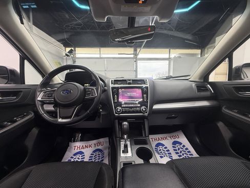 Used 2019 Subaru Outback 2.5i Premium image 13