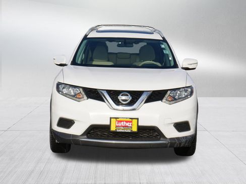 Used 2014 Nissan Rogue SV w/ SV Premium Package image 2