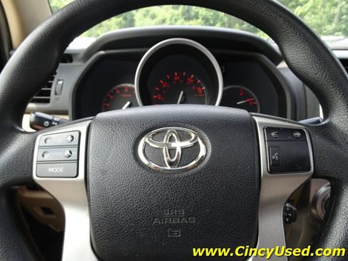 Used 2013 Toyota 4Runner SR5 w/ Convenience Pkg AWD/4WD image 22