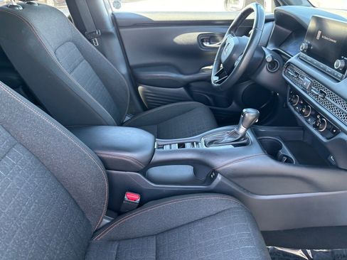 Used 2024 Honda HR-V Sport image 14