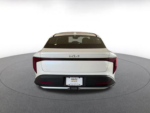 Used 2025 Kia K4 FWD image 12