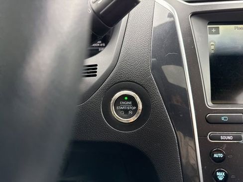 Used 2018 Ford Explorer Sport image 36