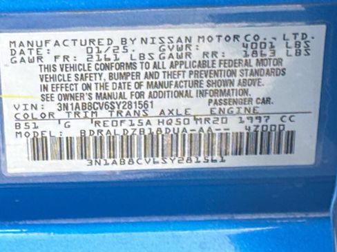 Used 2025 Nissan Sentra SV FWD image 28