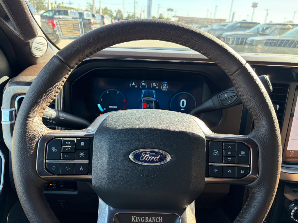 Used 2024 Ford F350 King Ranch AWD/4WD image 32