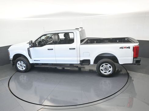 Used 2025 Ford F250 XLT image 53