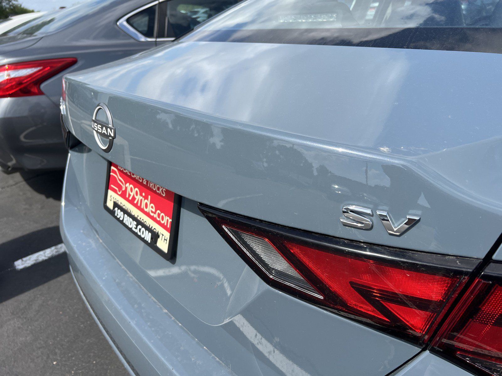 Used 2024 Nissan Sentra SV FWD image 6