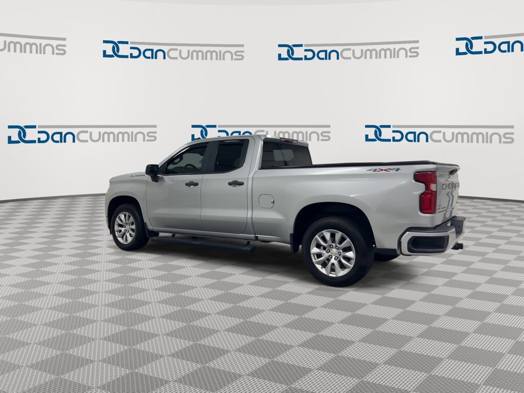 Used 2020 Chevrolet Silverado 1500 Custom w/ Custom Value Package AWD/4WD image 6