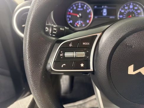 Used 2023 Kia Forte LXS w/ LXS Technology Package FWD image 27