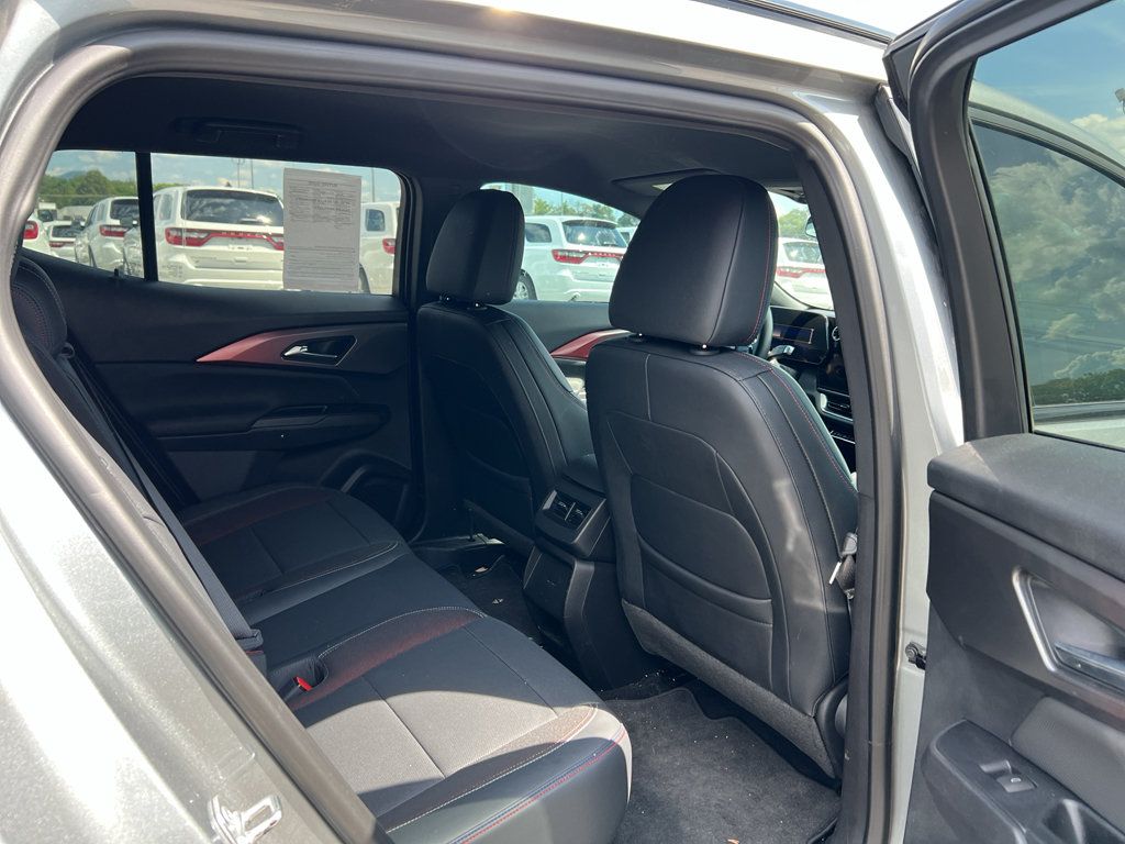 Used 2024 Chevrolet Equinox EV RS FWD image 10