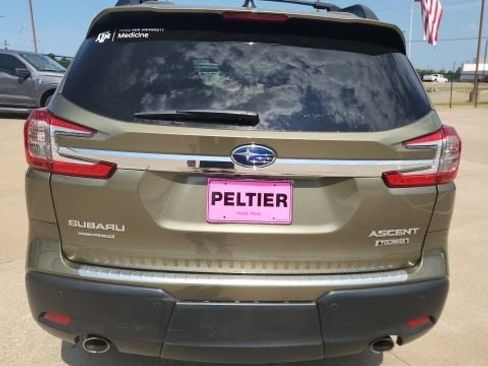 Used 2023 Subaru Ascent Touring AWD/4WD image 7