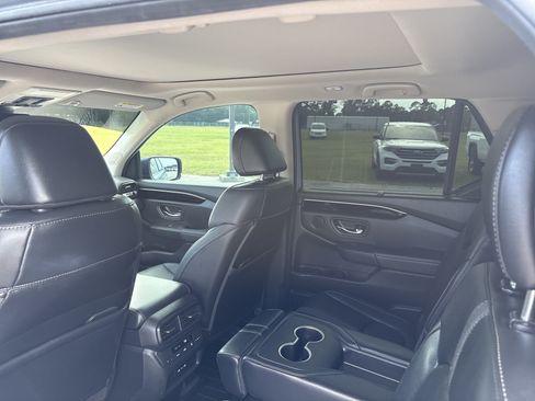 Used 2024 Honda Pilot Touring image 21
