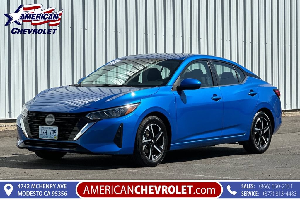 Used 2025 Nissan Sentra SV FWD image 8