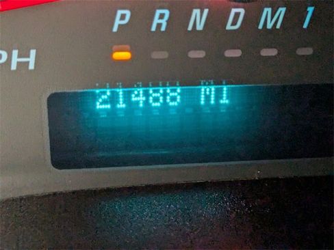 Used 2024 GMC Savana 2500 w/ Driver Convenience Package image 18