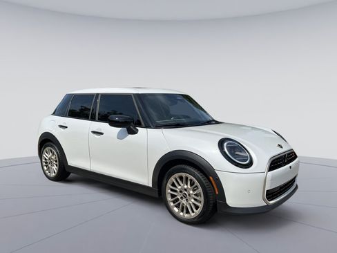 Used 2025 MINI Cooper S FWD image 11
