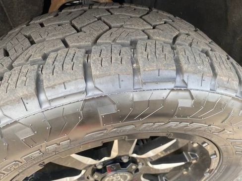 Used 2016 GMC Sierra 1500 Denali w/ Enhanced Driver Alert Package image 19