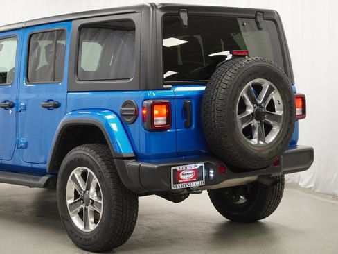 Certified 2022 Jeep Wrangler Unlimited Sahara w/ Cold Weather Group image 14