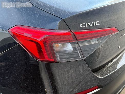 Used 2024 Honda Civic Sport image 9