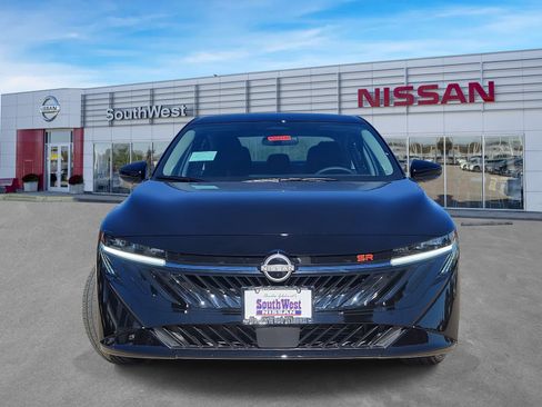 New 2026 Nissan Sentra SR w/ Floor Mat Package image 10