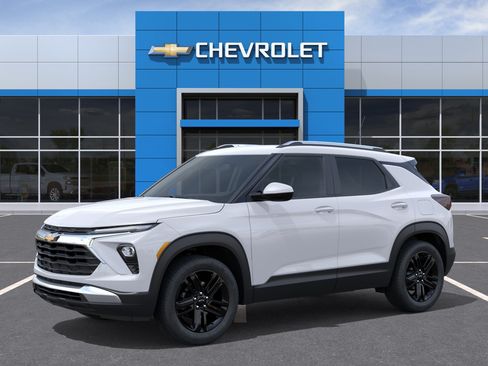 New 2026 Chevrolet TrailBlazer LT w/ Convenience Package AWD/4WD image 2