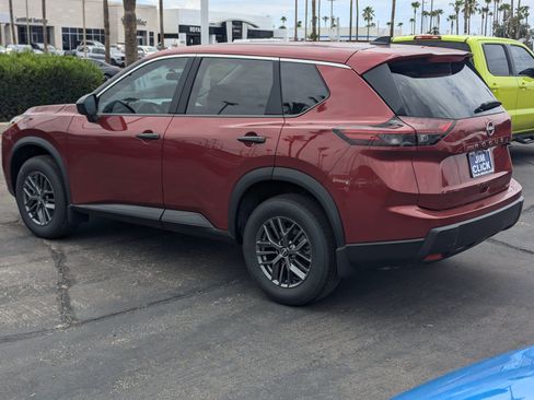 New 2026 Nissan Rogue S FWD image 4