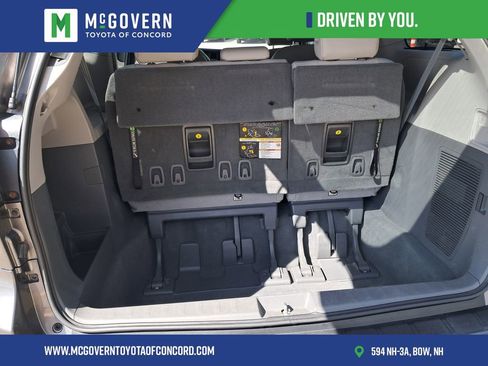 Used 2020 Toyota Sienna XLE w/ Carpet Mat Package AWD/4WD image 5