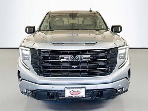 Used 2024 GMC Sierra 1500 Elevation w/ Elevation Premium Package AWD/4WD image 2