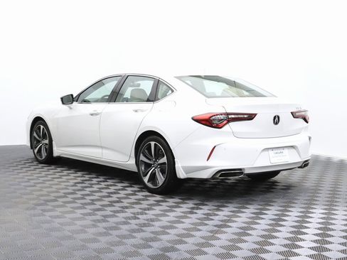 Used 2025 Acura TLX w/ Technology Package image 7