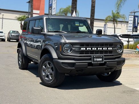 Used 2026 Ford Bronco Big Bend AWD/4WD image 3