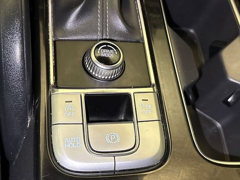 Used 2021 Kia Telluride LX FWD image 29