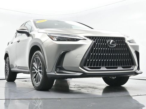 Used 2022 Lexus NX 250 FWD w/ Towing Package (2000 Lbs) image 46